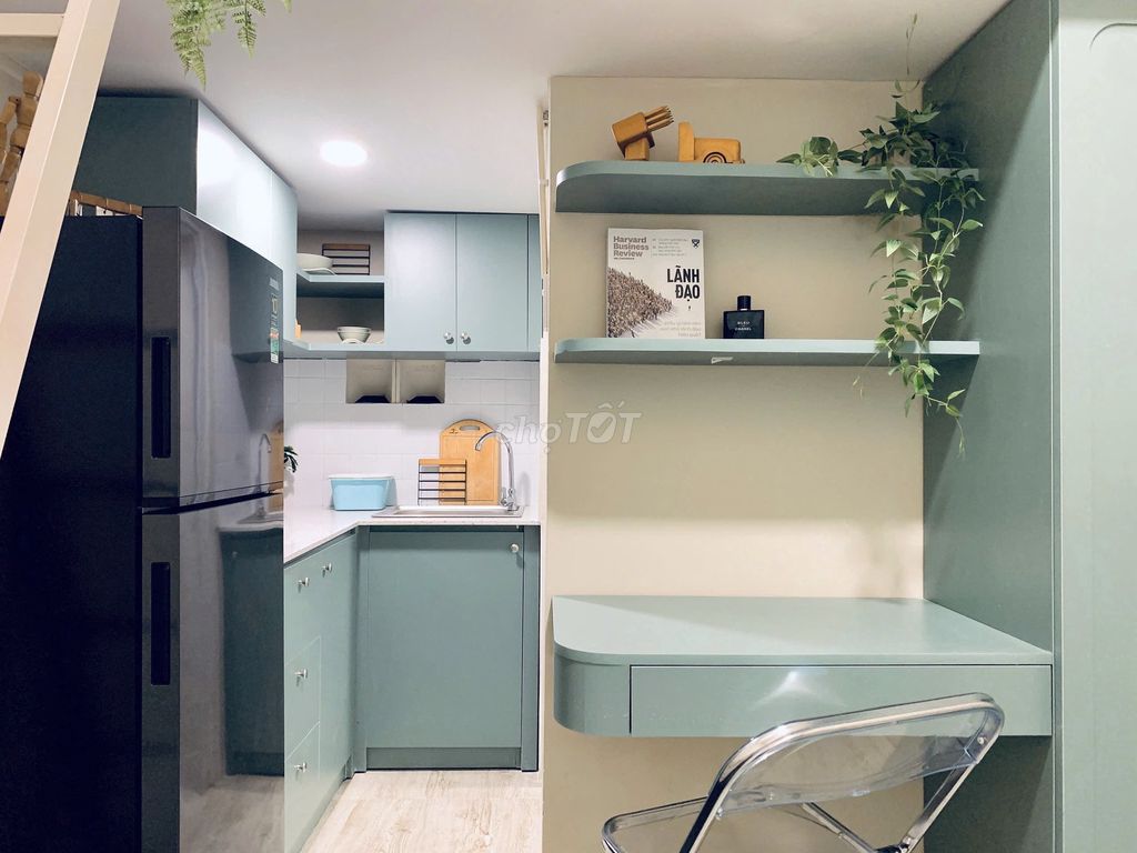 Low-priced inns and furniture, high-tech, fpt, ufm