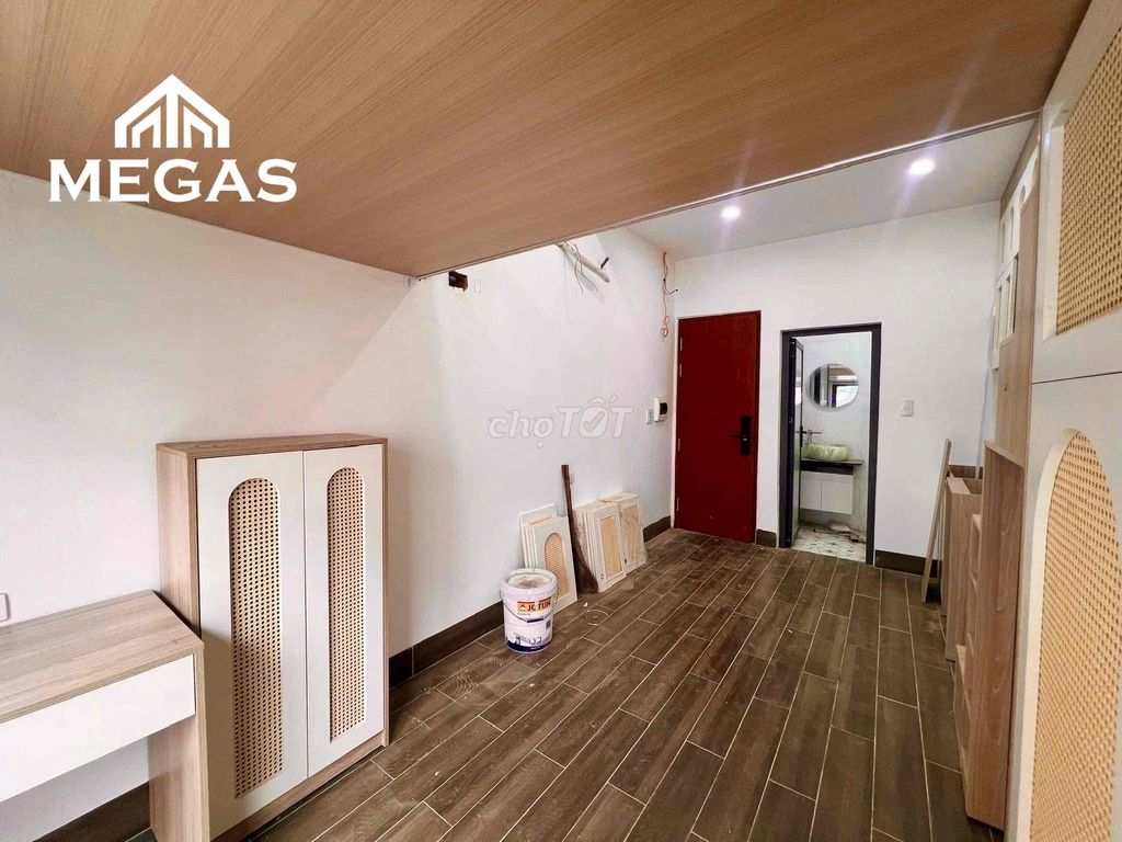 Rent the apartment service unit.. ..Calcol full interior--right Khuông Việt.