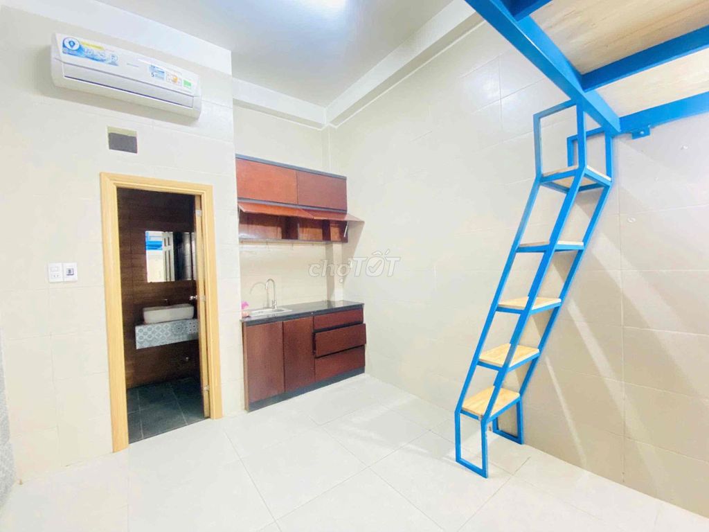 I'll hire the Room for Clean and Clean.