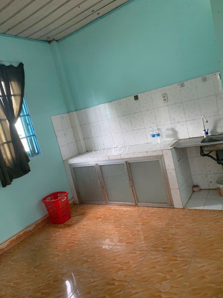 The student room is cheaply secure Now free
