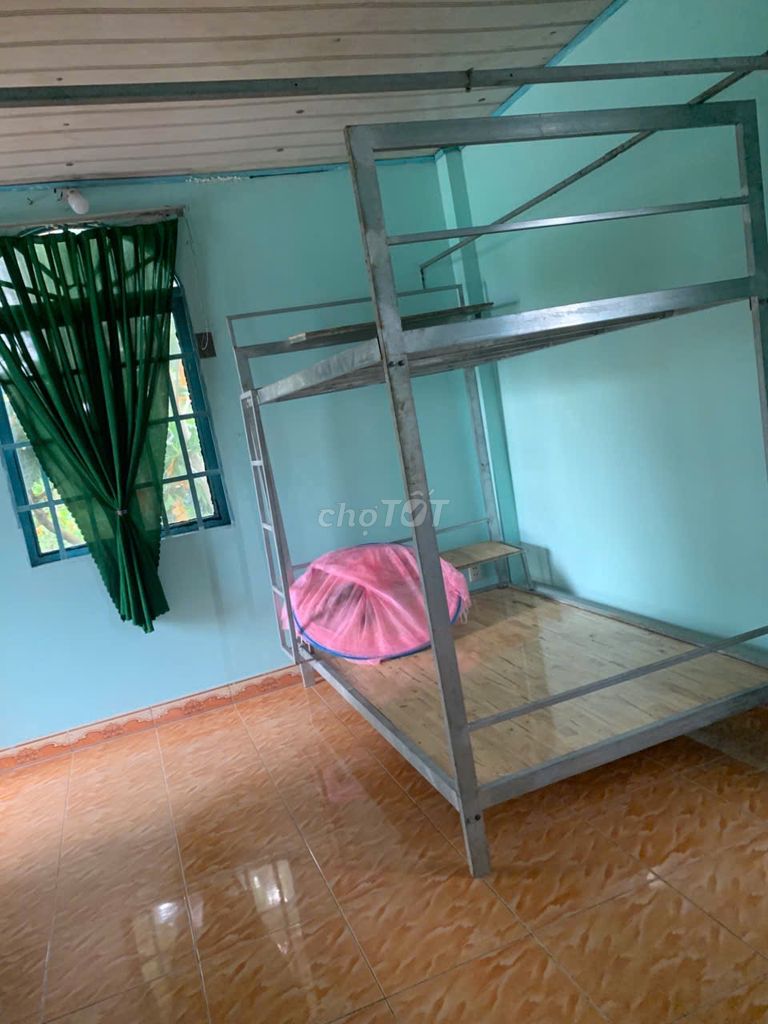 The student room is cheaply secure Now free
