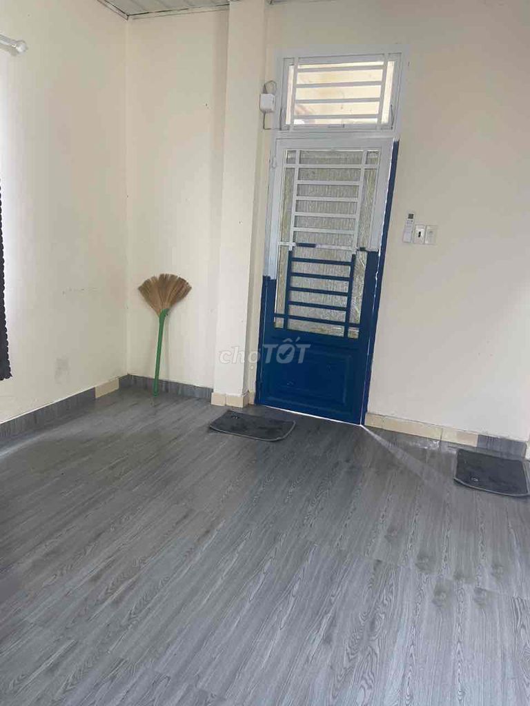 Room 26 Nguyễn Thái Bình.