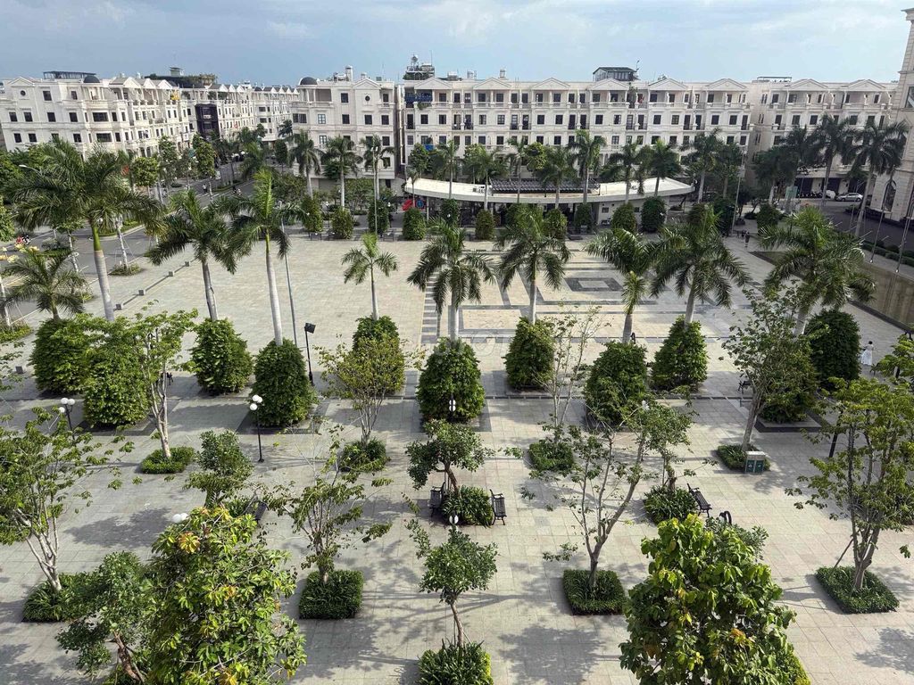 Rent Studio 1 bedroom 6 million8 Full nth large windows, Cityland elevator