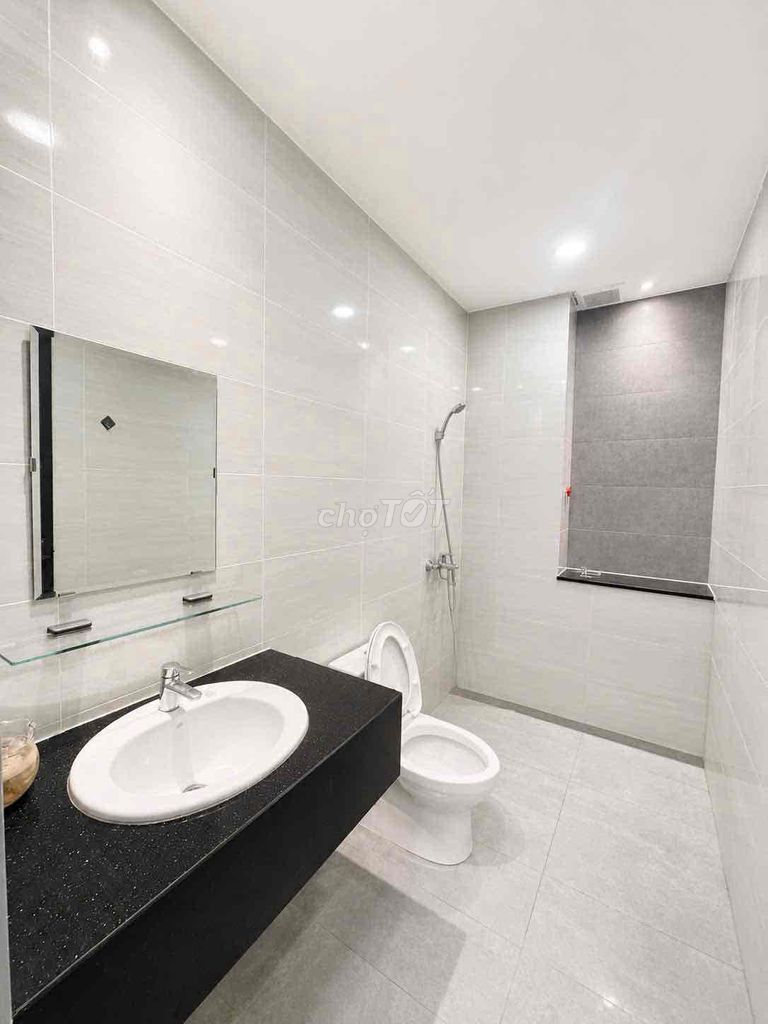 Rent Studio 1 bedroom 6 million8 Full nth large windows, Cityland elevator