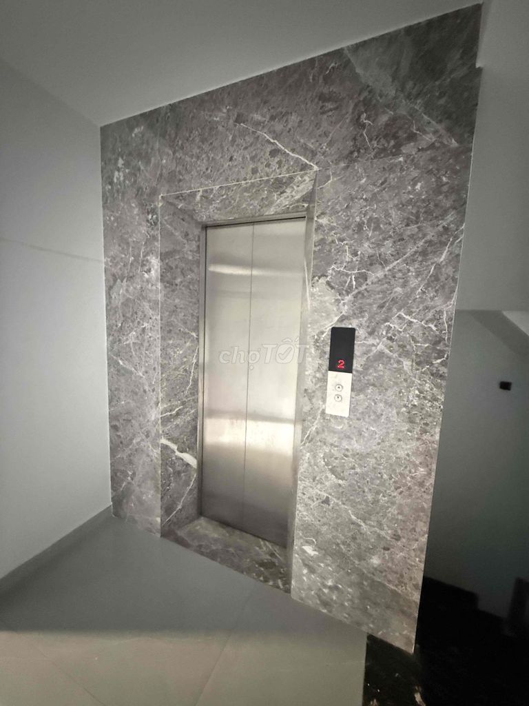 A positive service apartment, Gò Vấp, near the literary university.