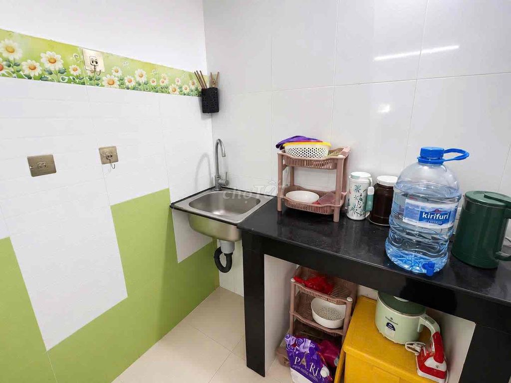 Renting Studio Room, Near Airport, Security Hospital,