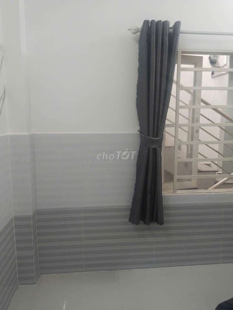 It's the owner who rents a full-salt-salt-split interior hotel.