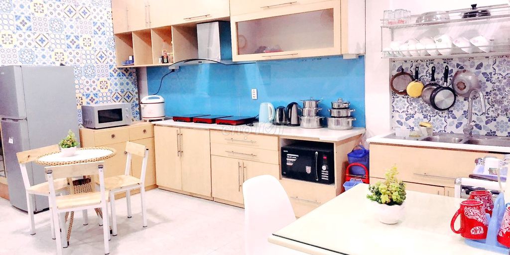 The dorm, sleepbox cleans up. 366 Phan Văn Trị.