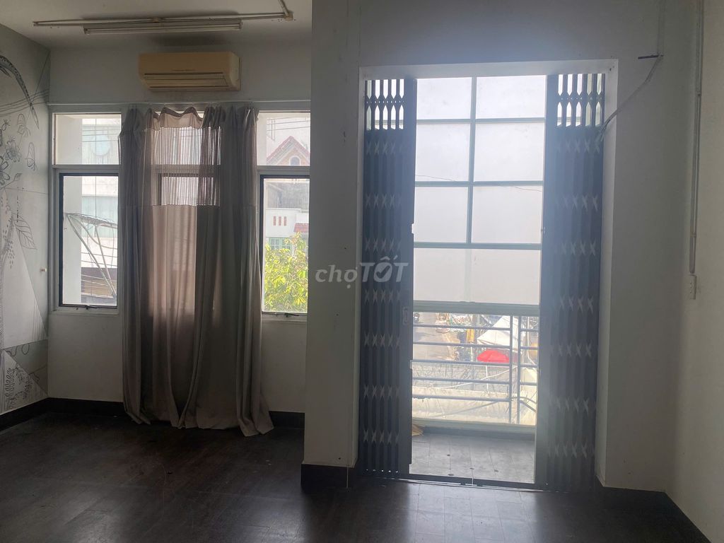 Rent room - District 7