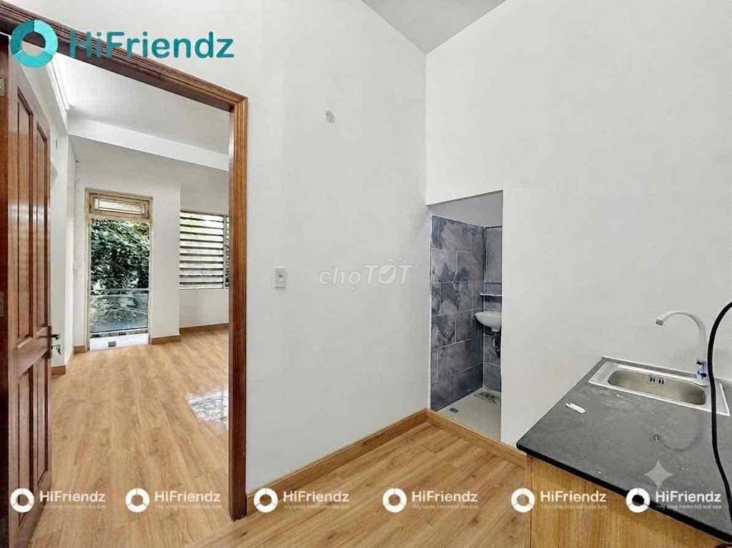 renting room ENDA balcony kitchen near the western almond market