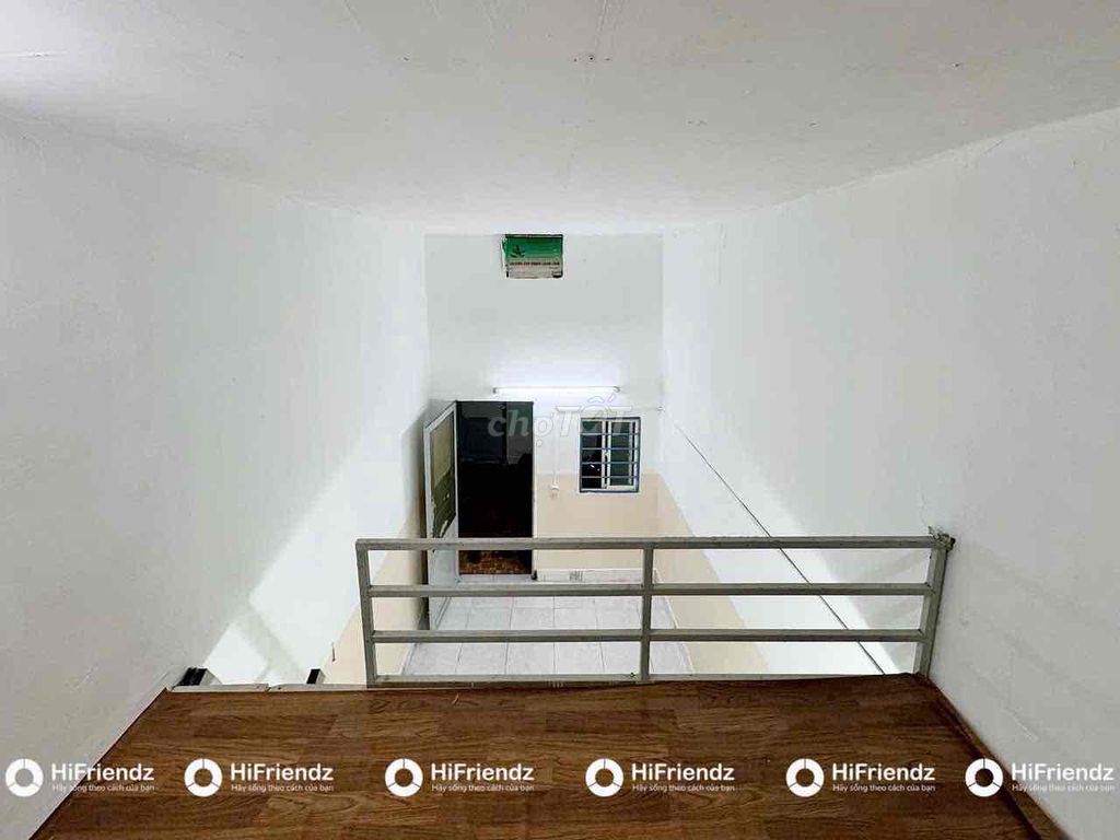 Rent a guard room at the university for a convenient charter of travel to District 10