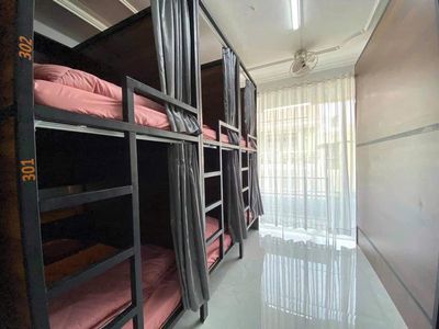 1.7 million entire Võ Oanh interiors, people in mind, families in drugs, injuries.