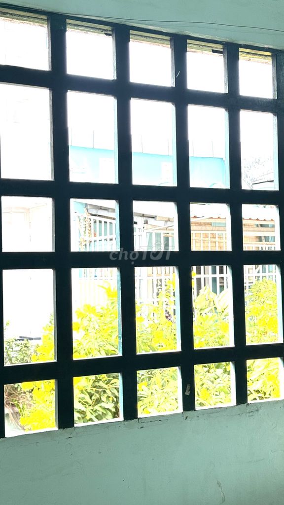 Women's Room 2 million2 – near university
