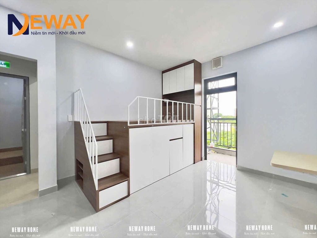 Open the new house full of furniture walking to the Constitution, ueh base N