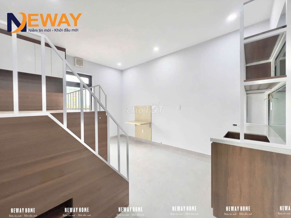 Open the new house full of furniture walking to the Constitution, ueh base N