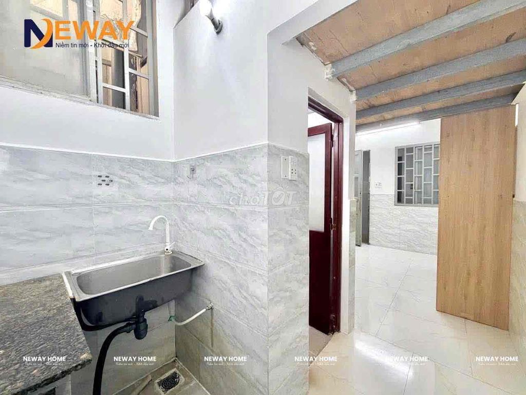 Rent the new Cold Machine Room near the Constitutional University, Europe