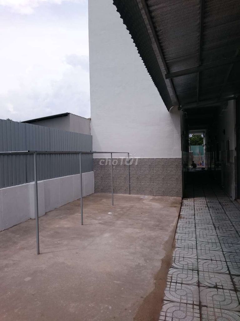 A quiet boarding room near Ping Huatian Market