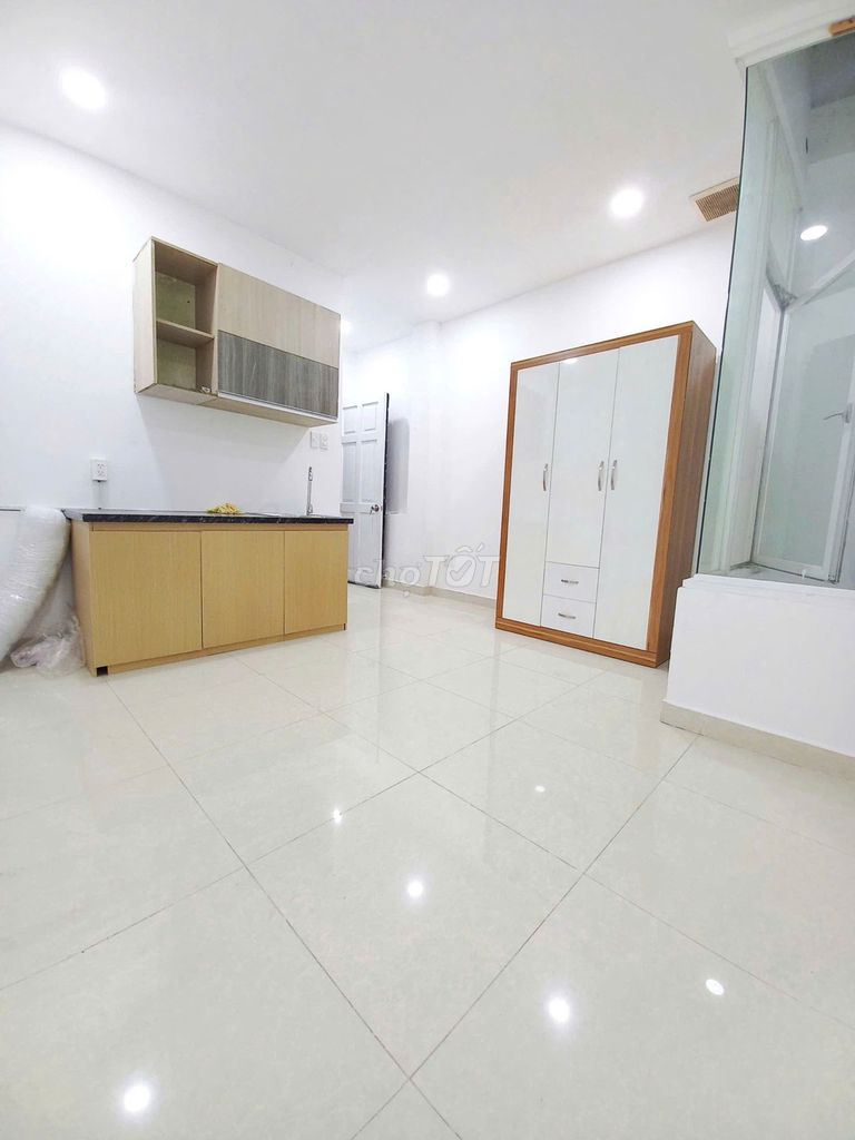 Rent a nice service apartment near Sun's School. Wins 4.8 million ath.