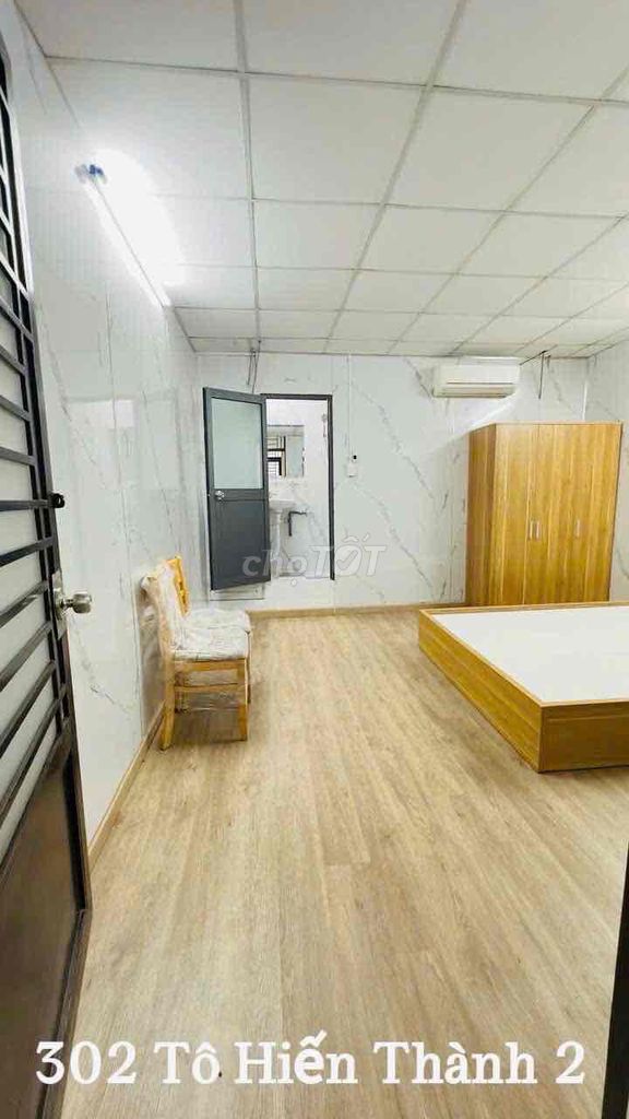 Rent a cheap ten-to-last September hotel.