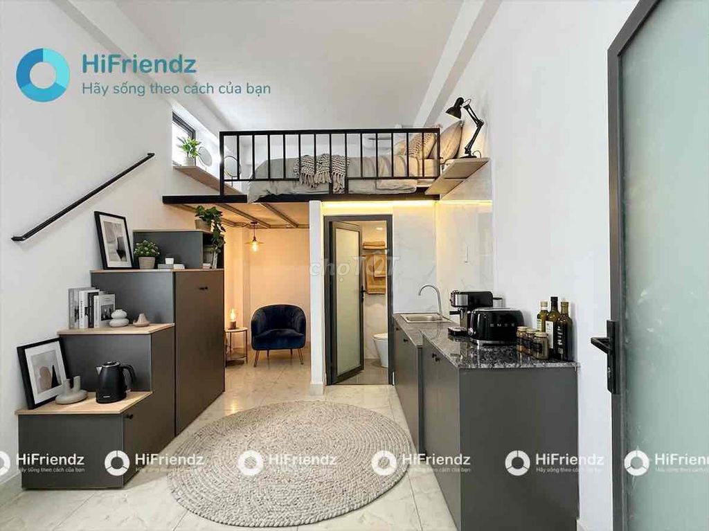 The cost of 25 M2 is less than 4 kilometers from college.