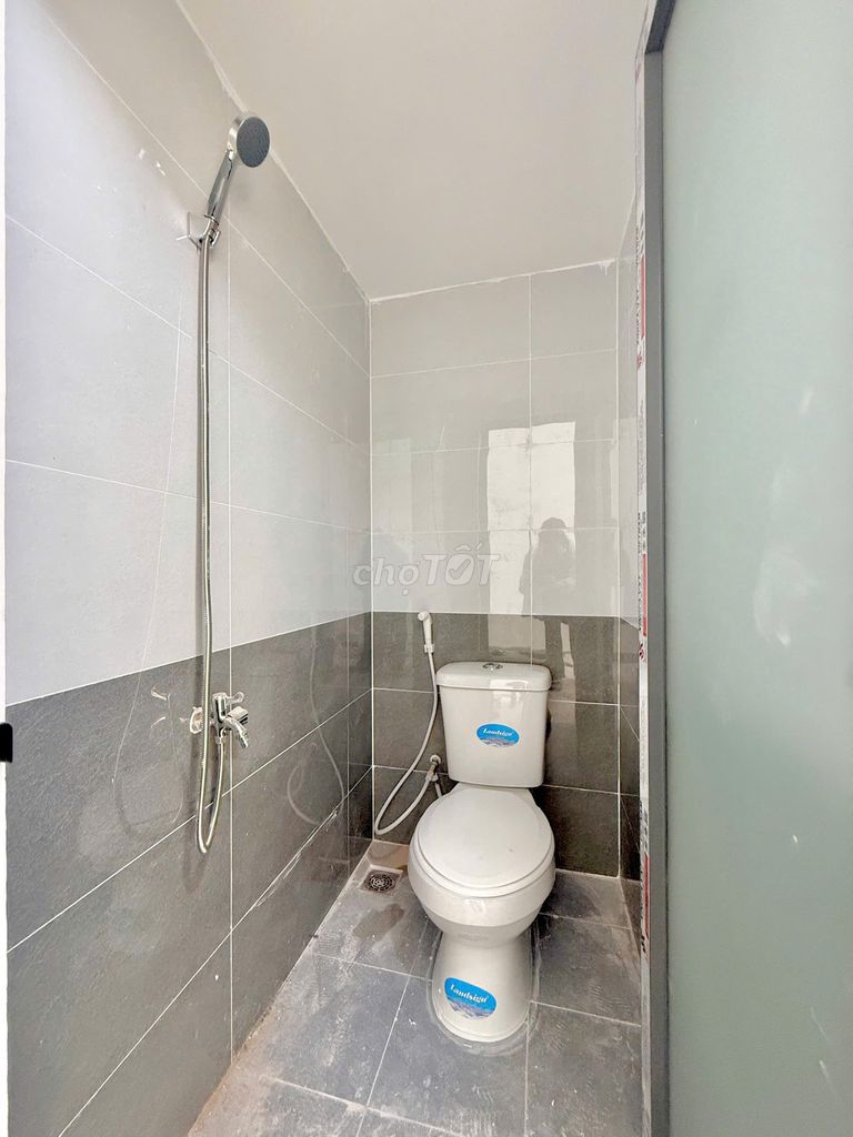 Room one on Ngô Quyền District 10.