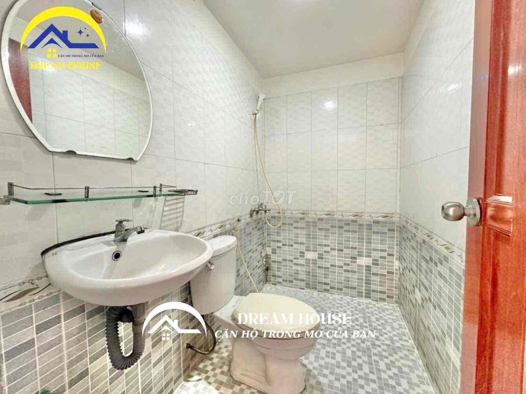 Love apartments, Love of the New MINA, via VHu and HIT