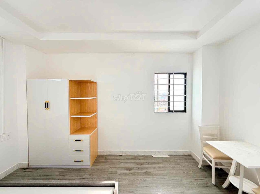 studio apartment - Trường Chinh-12 district window vhu, ouit