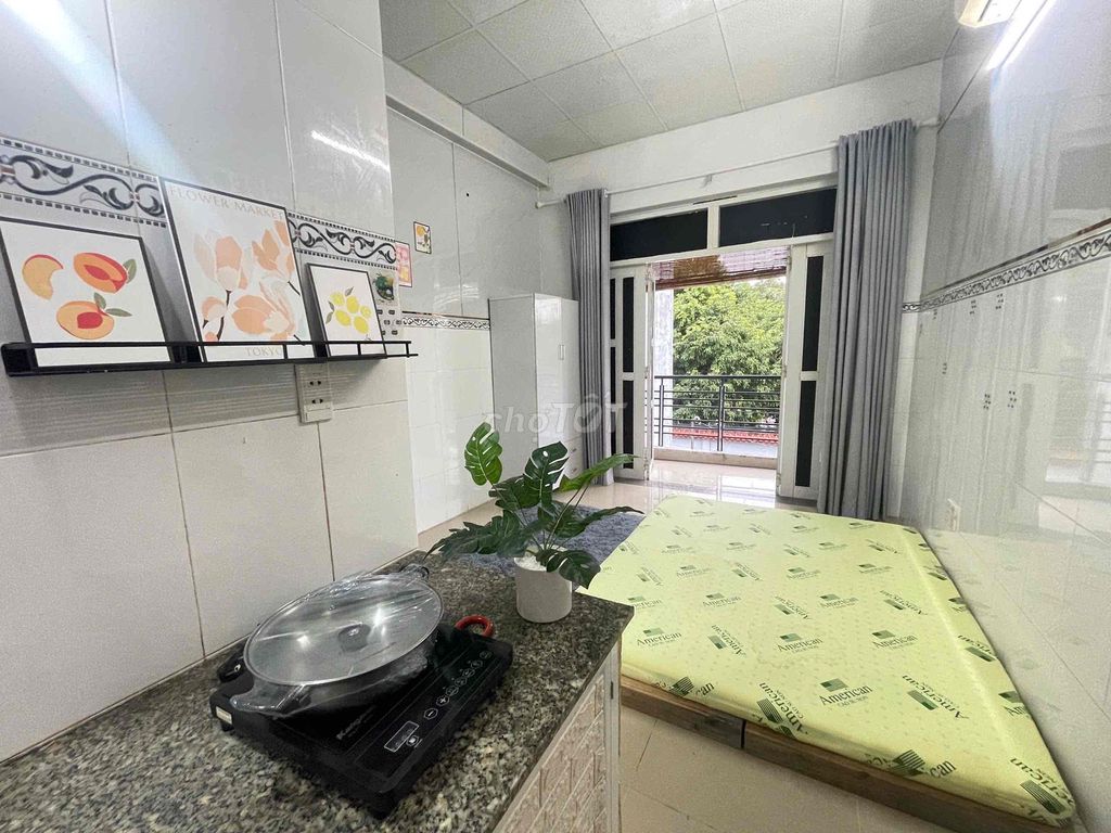 Get Studio Bancol ready for seven, right at Vòng xoay Phú Lâm.