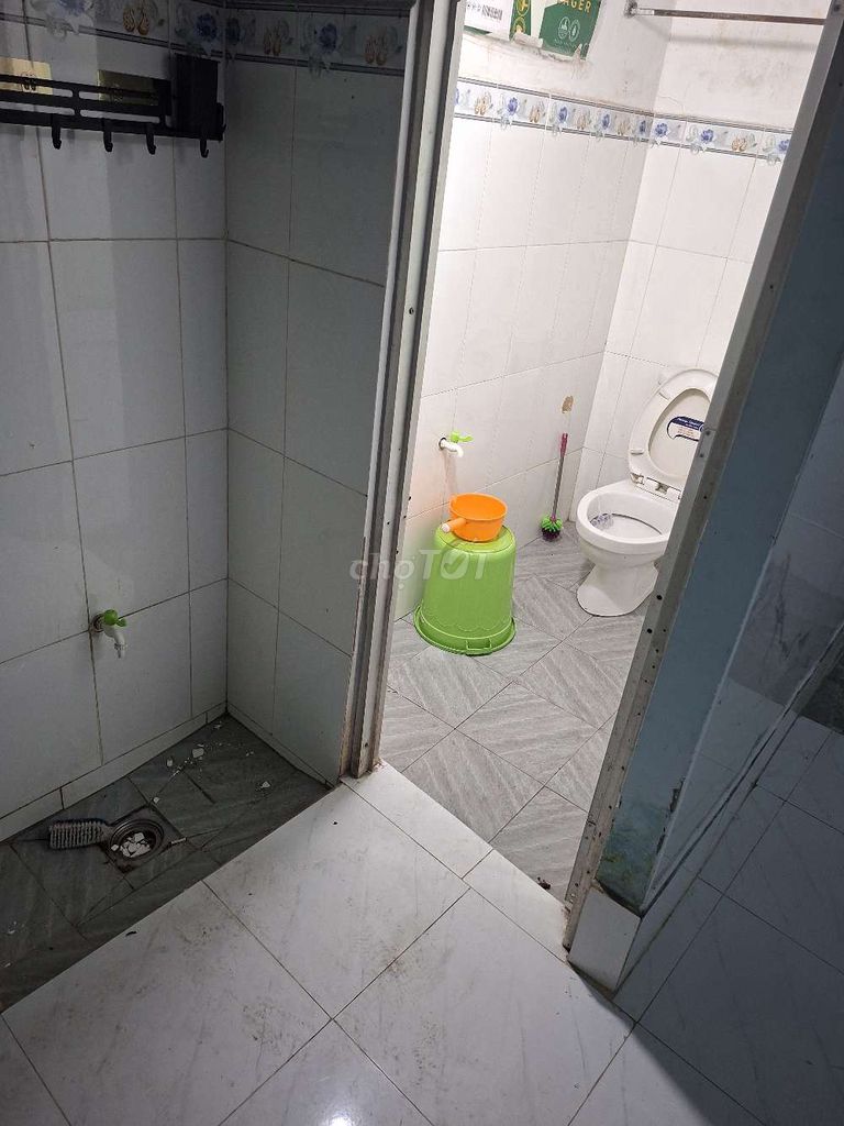 Rent a new place to build cheap
