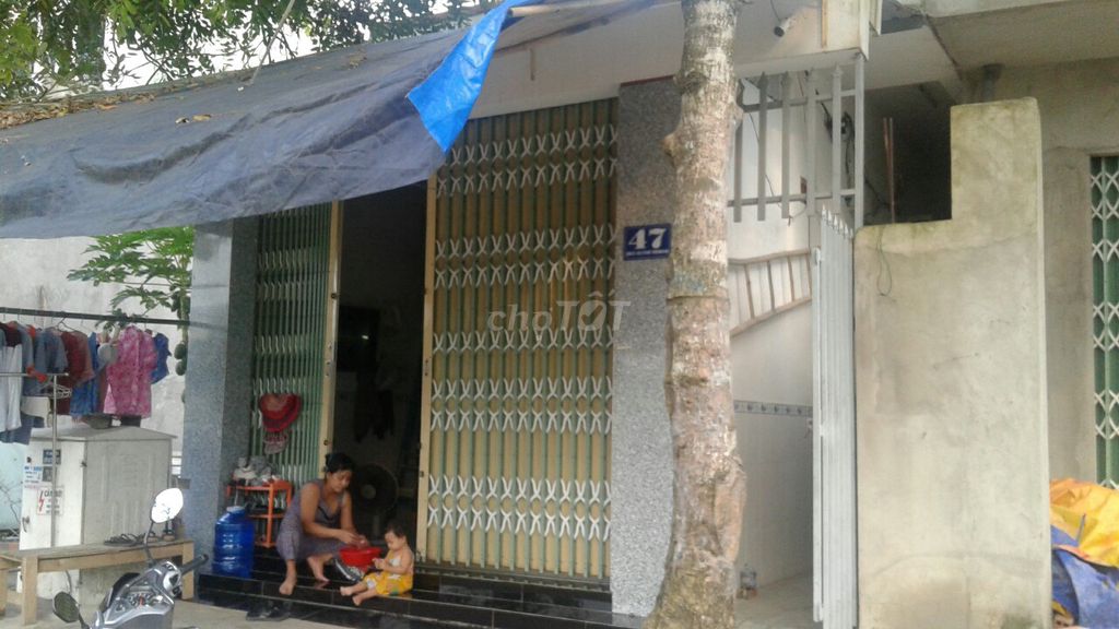 Hired for the Levitian Industries Room, Bình Chánh