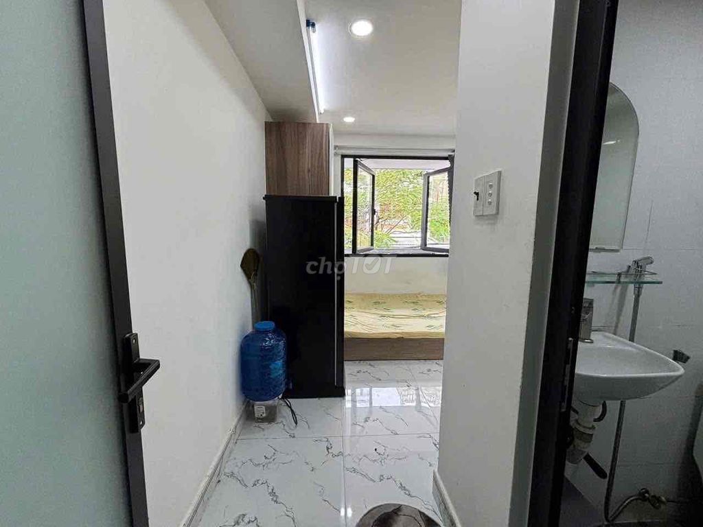 A full rented room