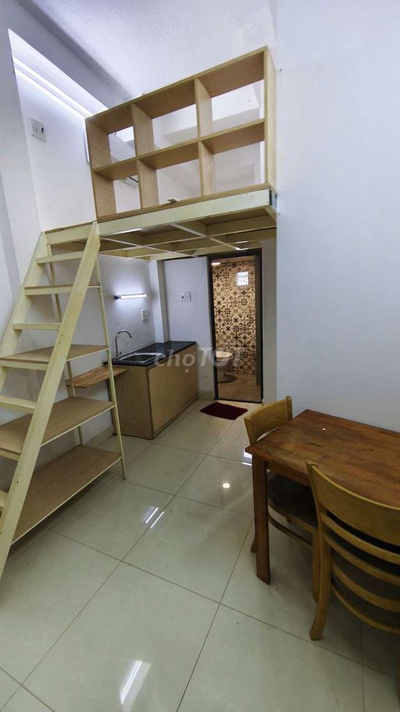 Rent a nice 15 M2-Aft Bình Thạnh suite for a nice 15-M2-Affluent hotel.