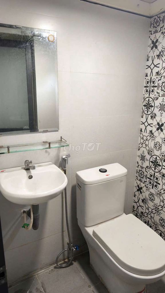 Rent a nice 15 M2-Aft Bình Thạnh suite for a nice 15-M2-Affluent hotel.