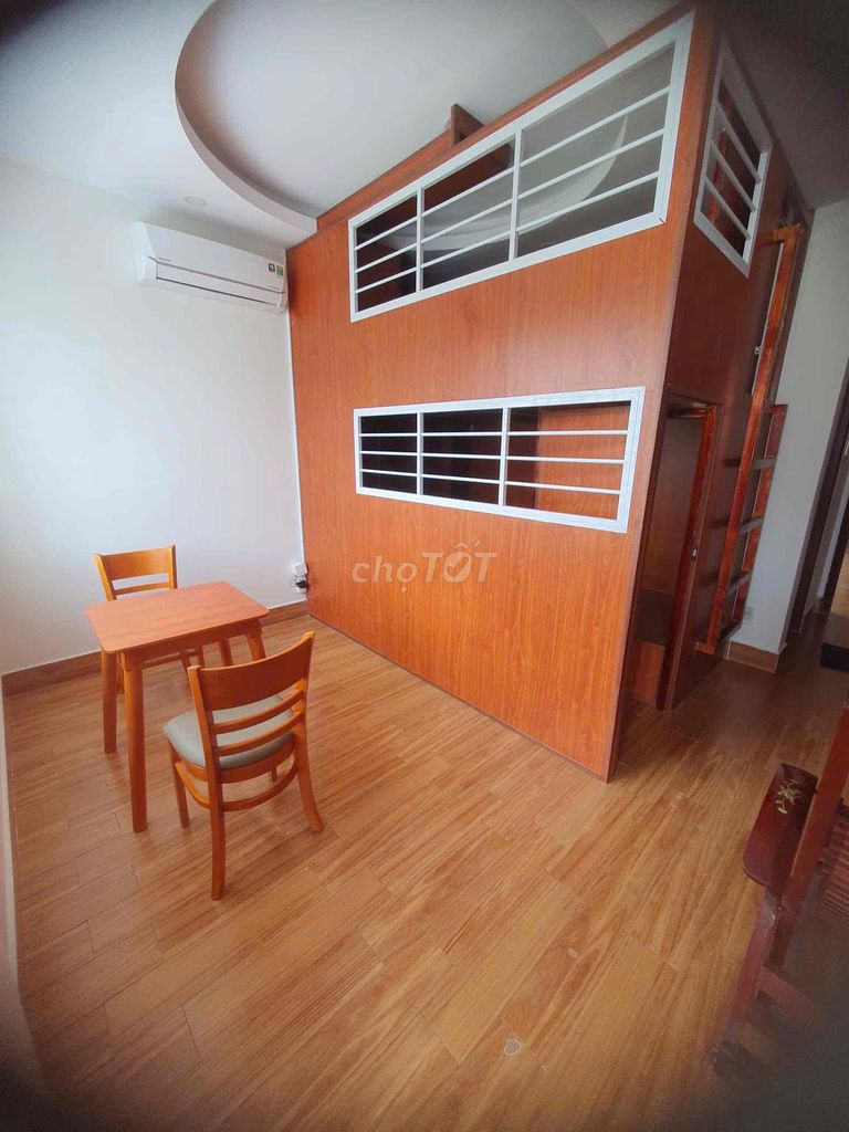 The new sleepbox is right on Phú Thuận District 7