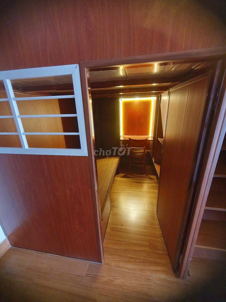 The new sleepbox is right on Phú Thuận District 7