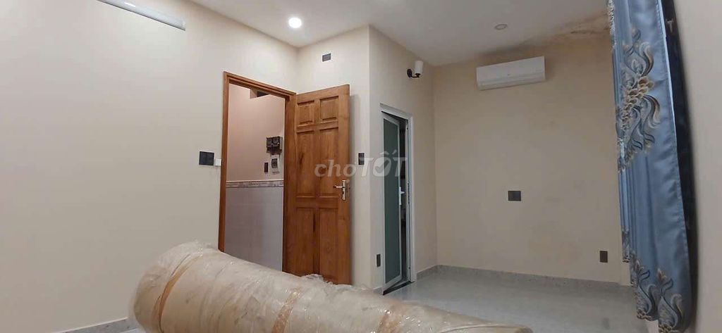 Rent a room at Gò Vấp Center.