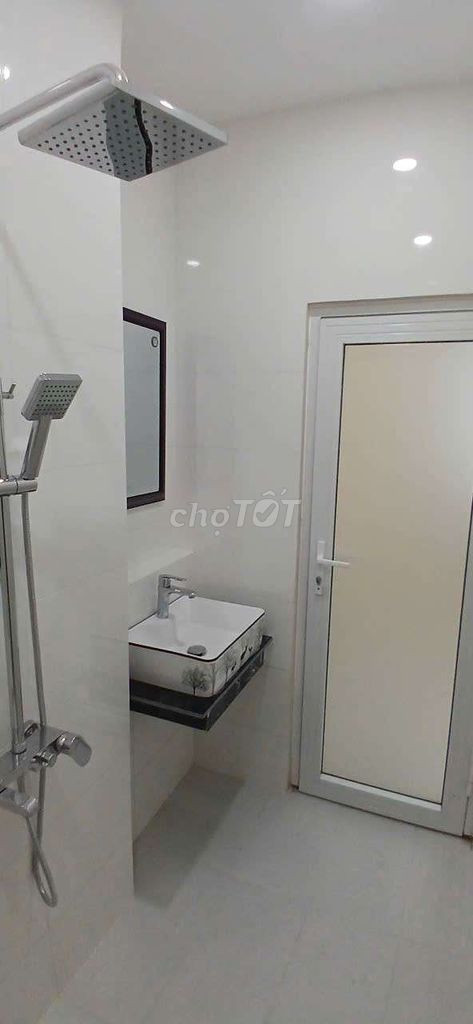 Rent a room at Gò Vấp Center.