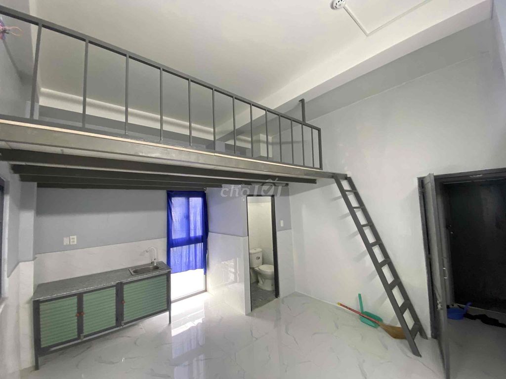 The service apartment has three cool-month windows right here in Lê Văn Thọ town.