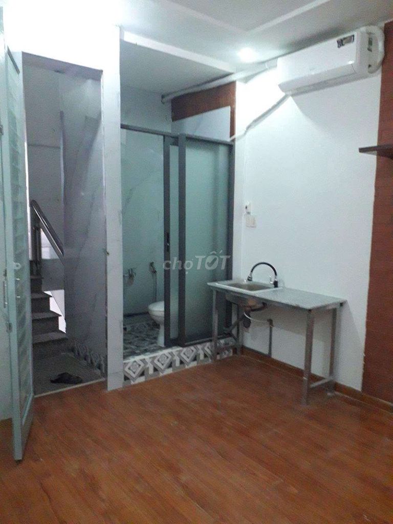 Room Nguyễn Thị Kiểu.