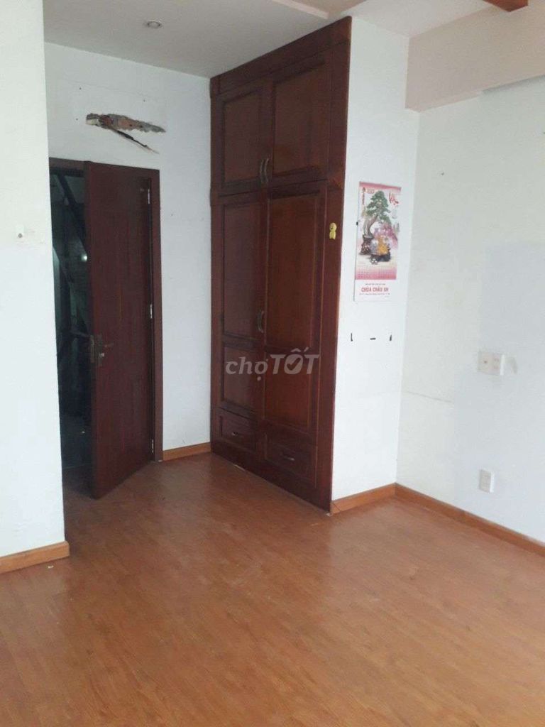 Room Nguyễn Thị Kiểu.