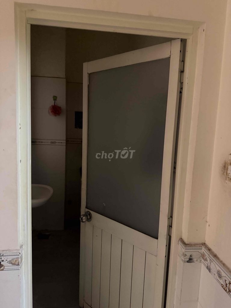 Rent room for women rent