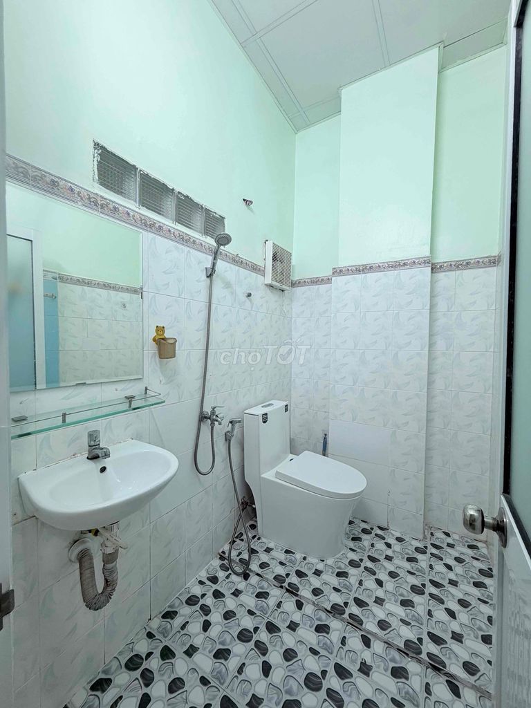 Super cheap!! Allow Studio 18 m2 Full interior