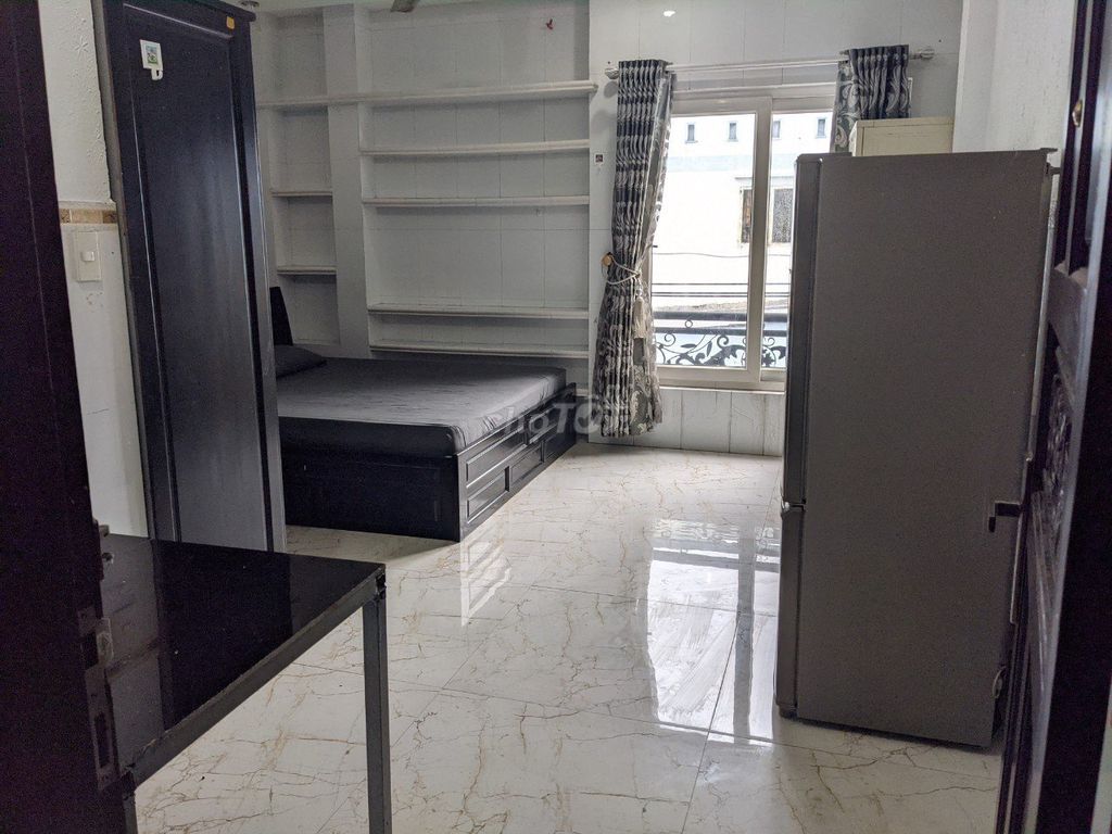 Rent a creative room - studio full interior