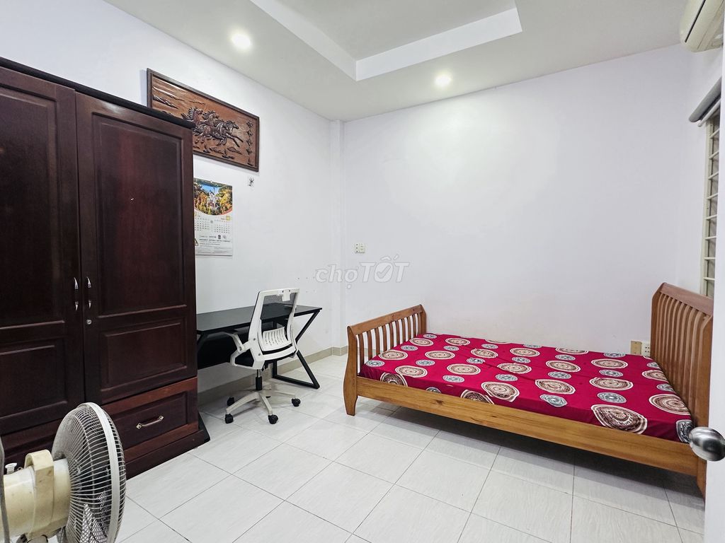 Phan Xích Long Inn, Phú Nhuận - Full interior