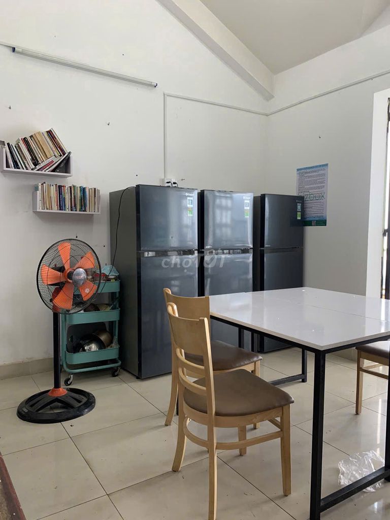 Pass private dorm room, full comfort.