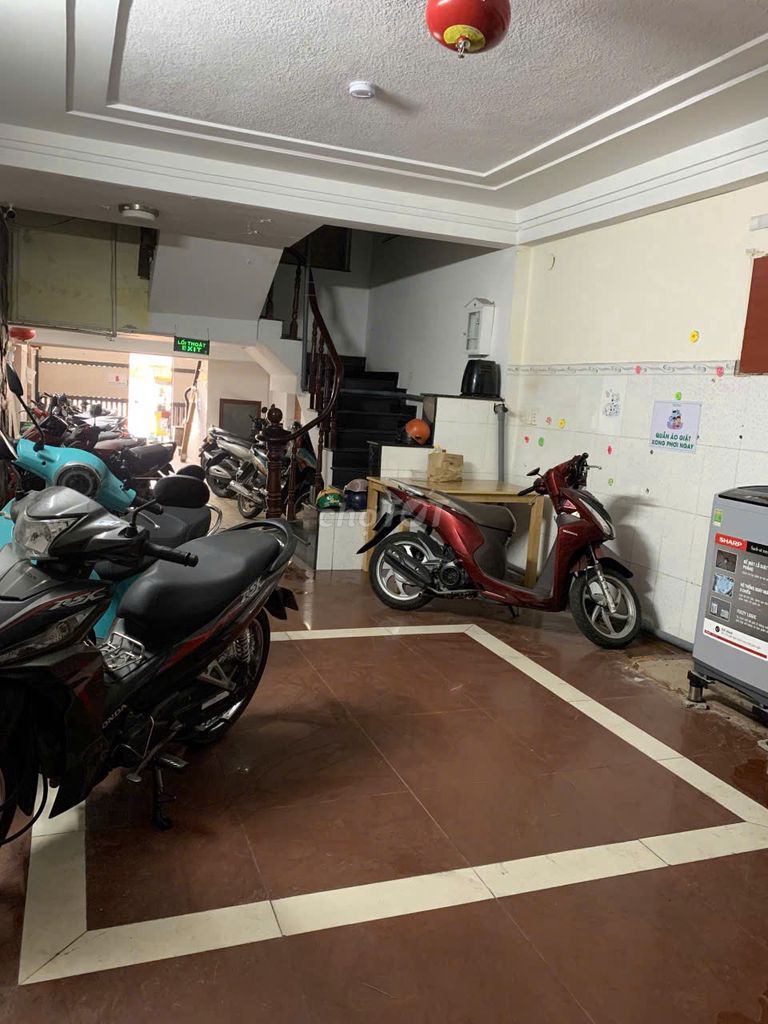 Pass private dorm room, full comfort.
