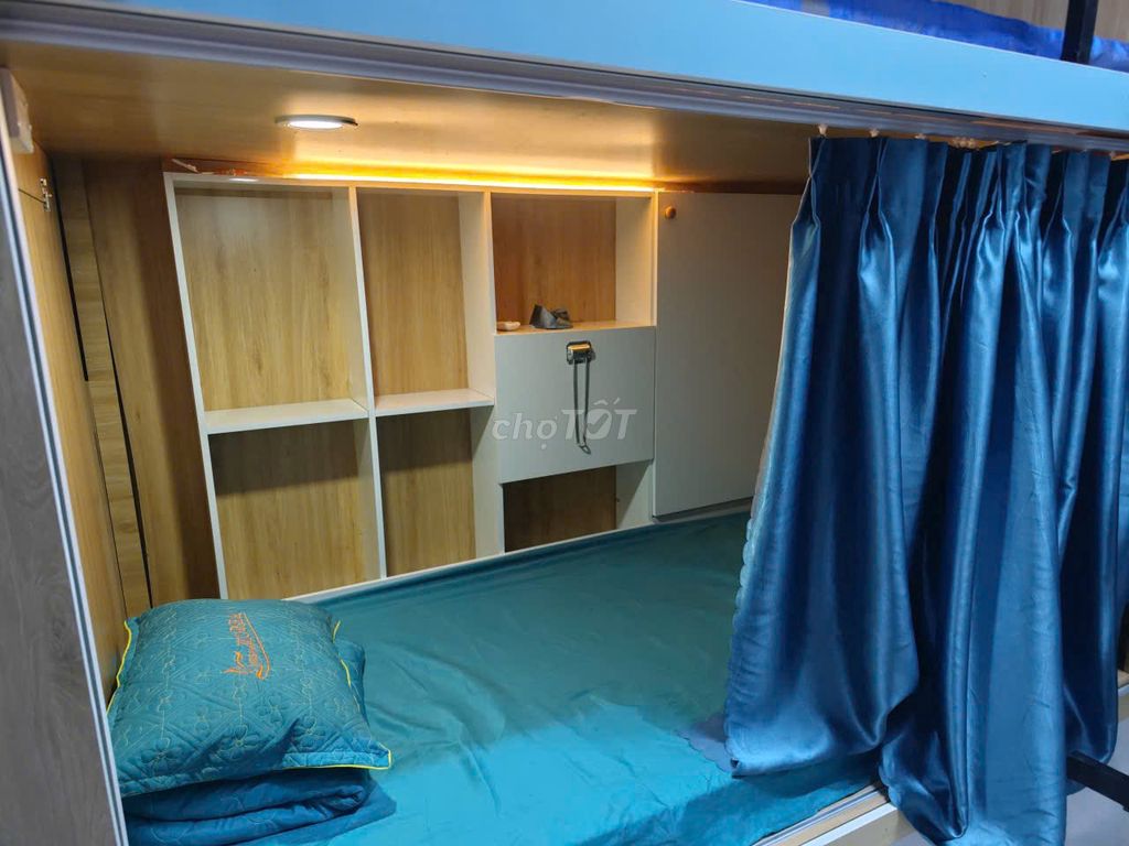 Pass private dorm room, full comfort.