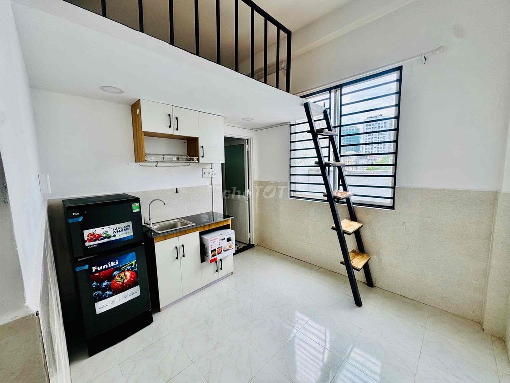 Rent room, An Dương Vương, Mrs. hom, near the forest.