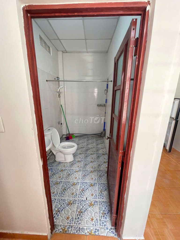 Rent a two-room service apartment, Trường Sơn, security property, near the airport, at 4 people.