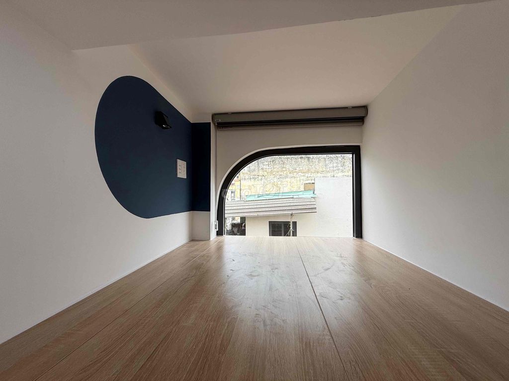 I'm the landlord - need to rent 5 rooms - full furniture